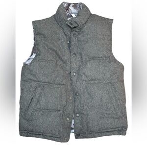 GAP mens reversible down puffer vest